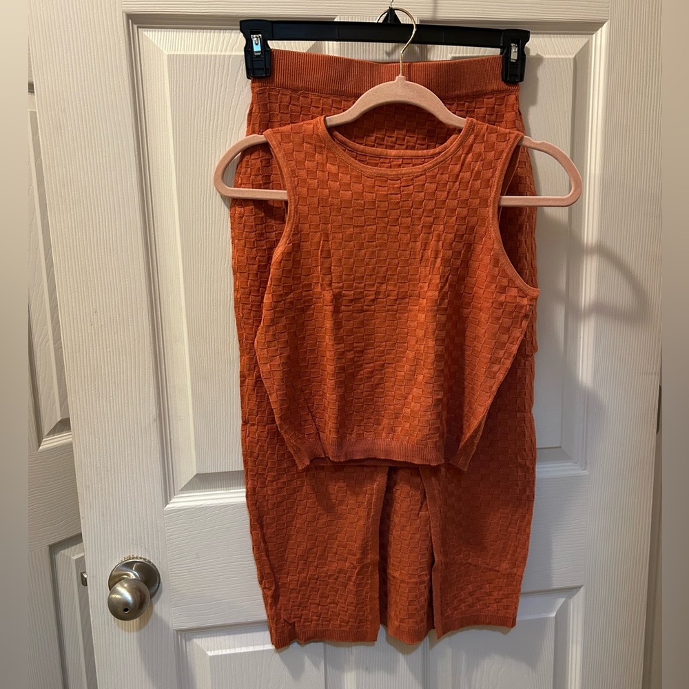 Small Orange-ish Camel Colored Textured Sweater Sleeveless Top and Skirt Set